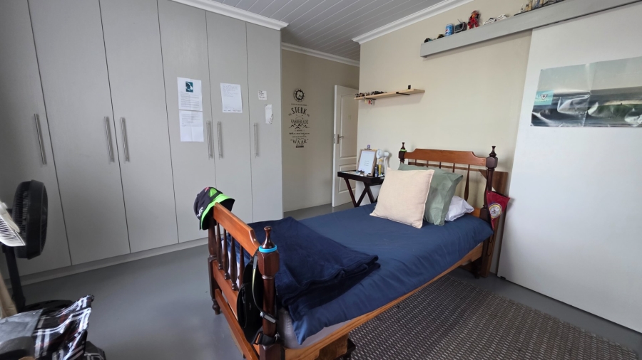 4 Bedroom Property for Sale in Hartenbos Heuwels Western Cape